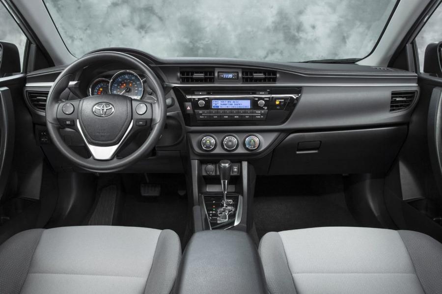  Toyota Corolla 2014 года  (фото 118 из 212)